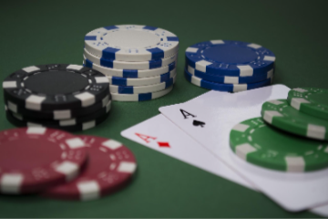 How to Turn Bad Poker Hands Into Wins