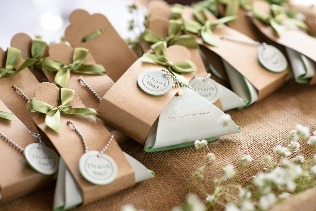 A Thoughtful Guide to the Best Gifts for Newlyweds